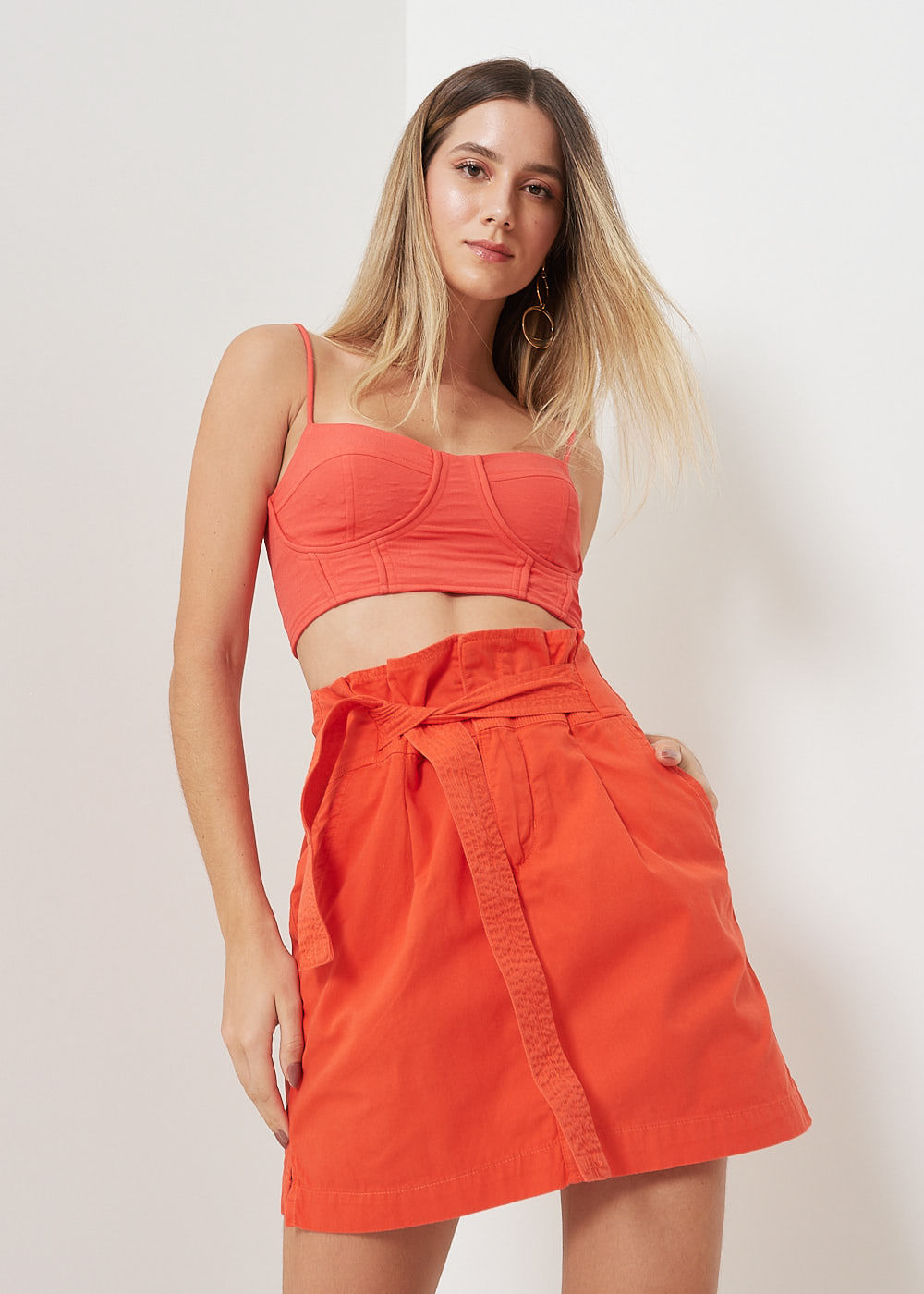 14.50.3001TMT SAIA CURTA SARJA CÓS LARGO