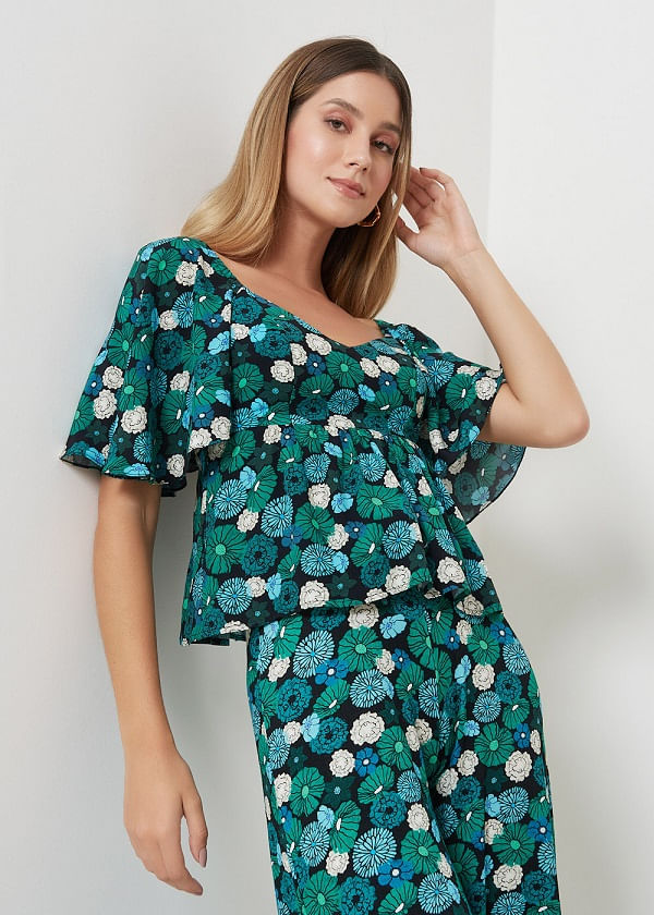 57.20.3004EST BLUSA DECOTE PRINCESA ESTAMPA BLOSSOM