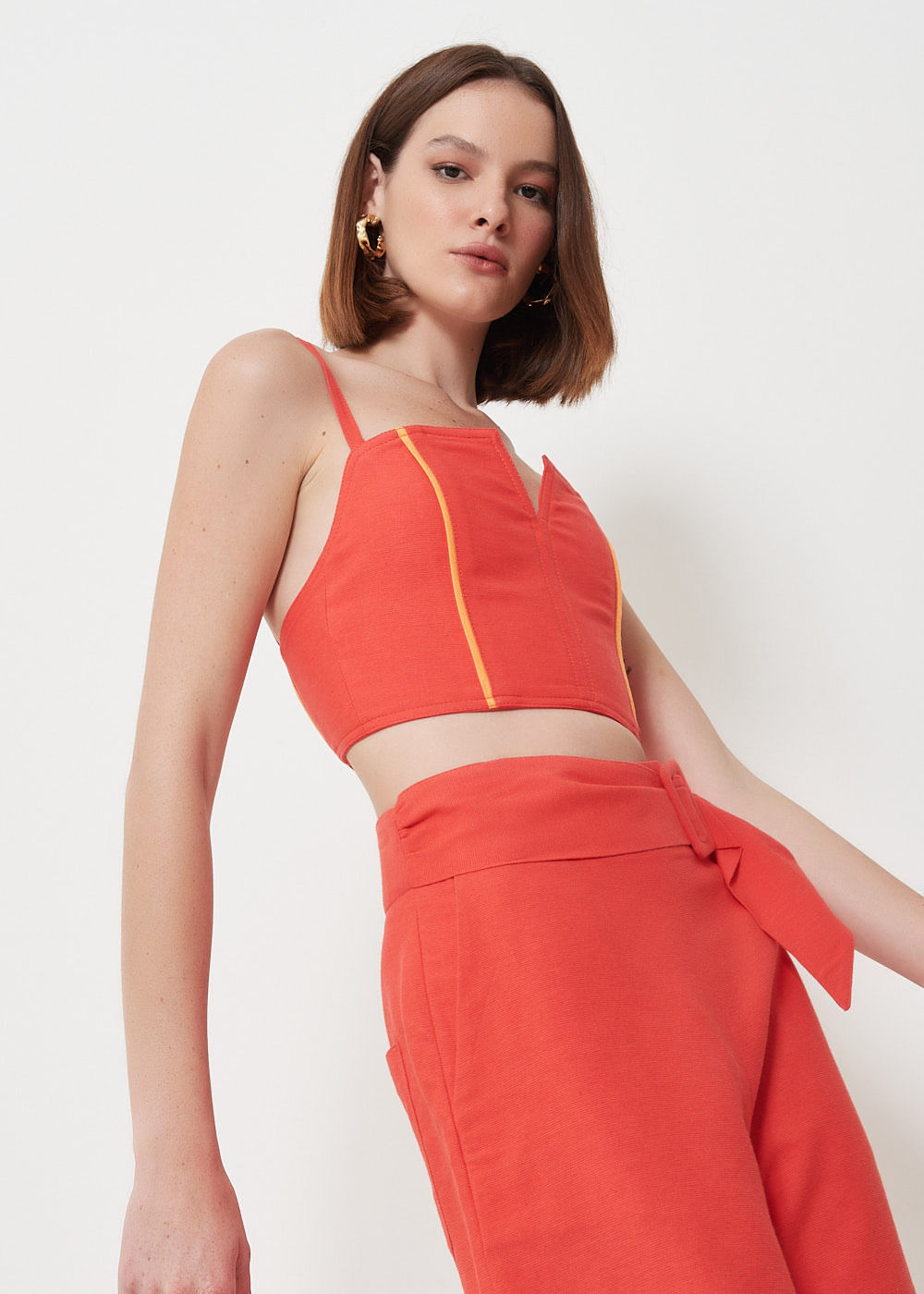 59.60.3034TMT TOP CROPPED ALCINHA DETALHE VIVO