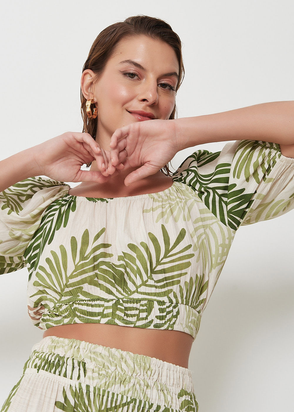59.60.3020EST BLUSA CROPPED MANGA CURTA ESTAMPA PALMEIRA
