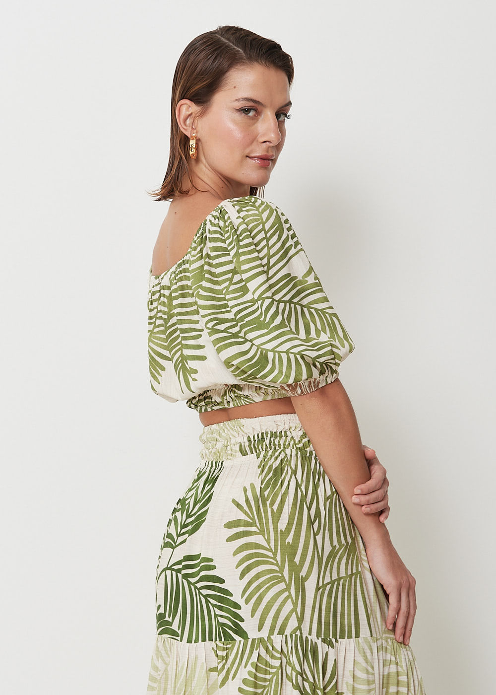 59.60.3020EST BLUSA CROPPED MANGA CURTA ESTAMPA PALMEIRA