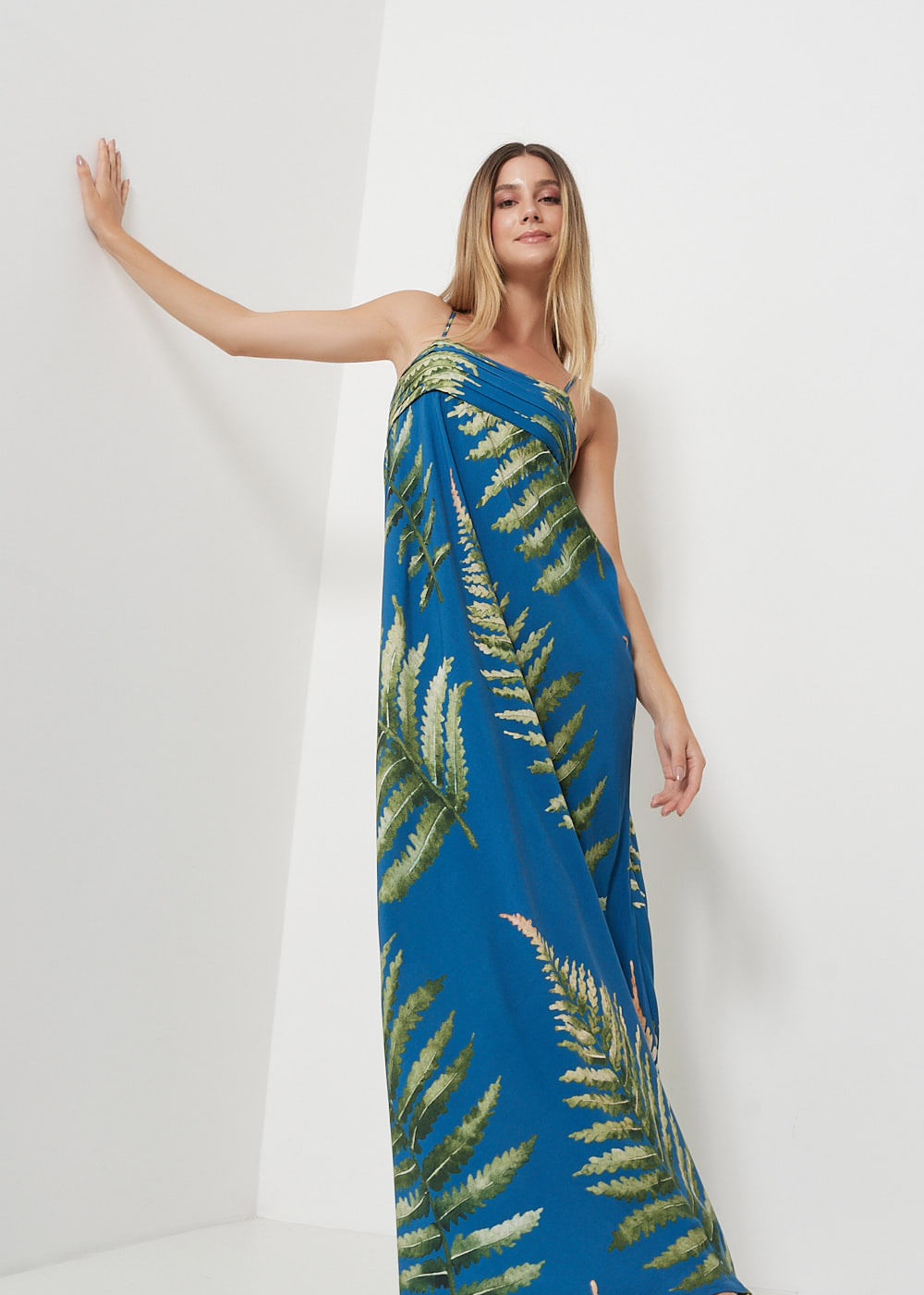 53.50.3010AZU VESTIDO LONGO DRAPEADO ESTAMPA SAMAMBAIA