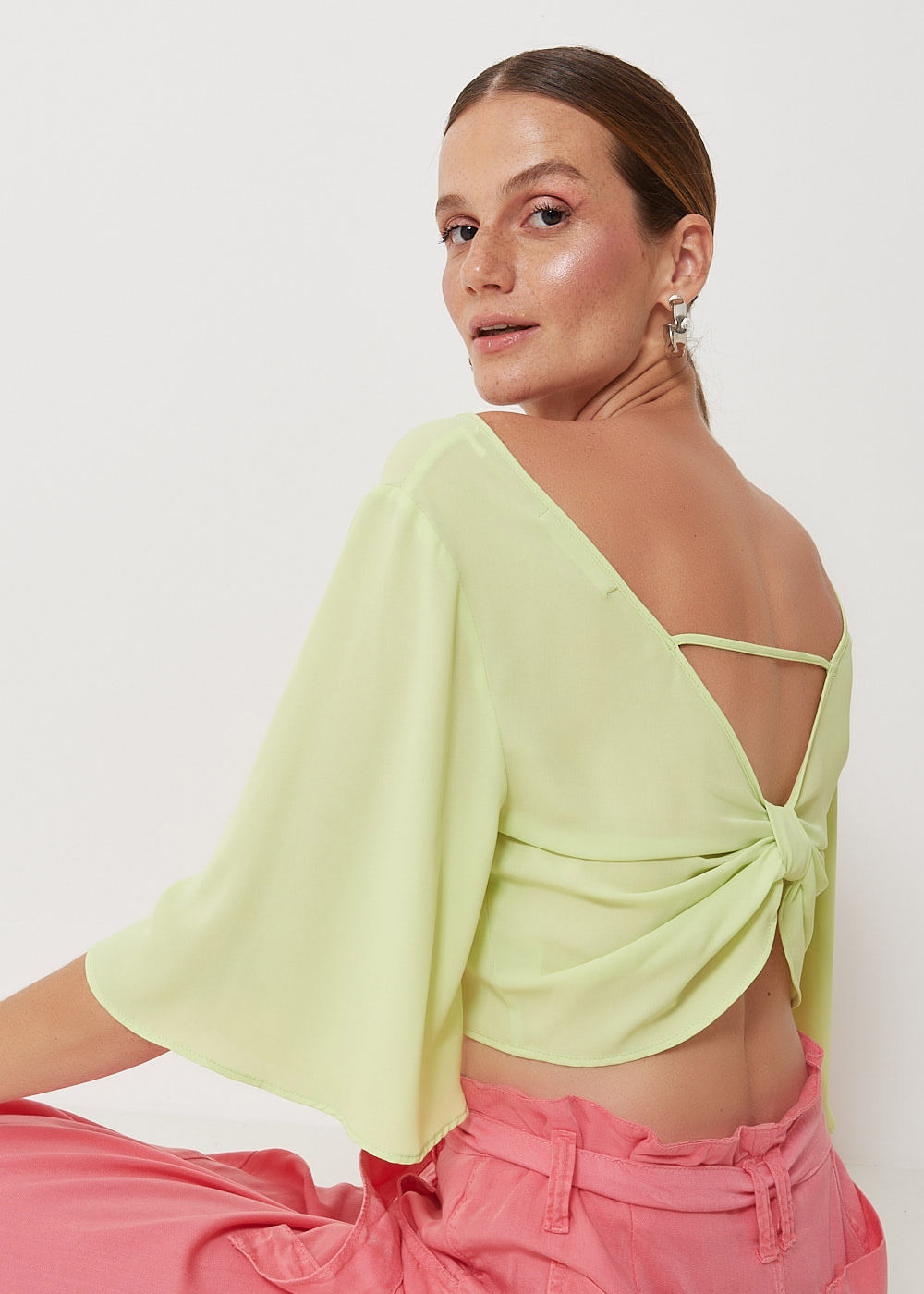 59.60.3055LEM CROPPED CHIFFON DECOTE V NÓ COSTAS