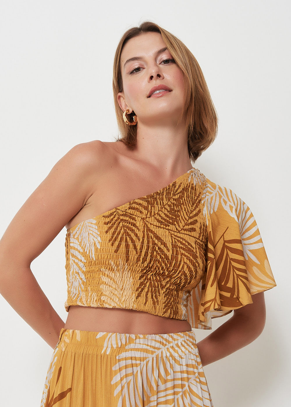 59.60.3021EST BLUSA CROPPED OMBRO ÚNICO ESTAMPA PALMEIRA