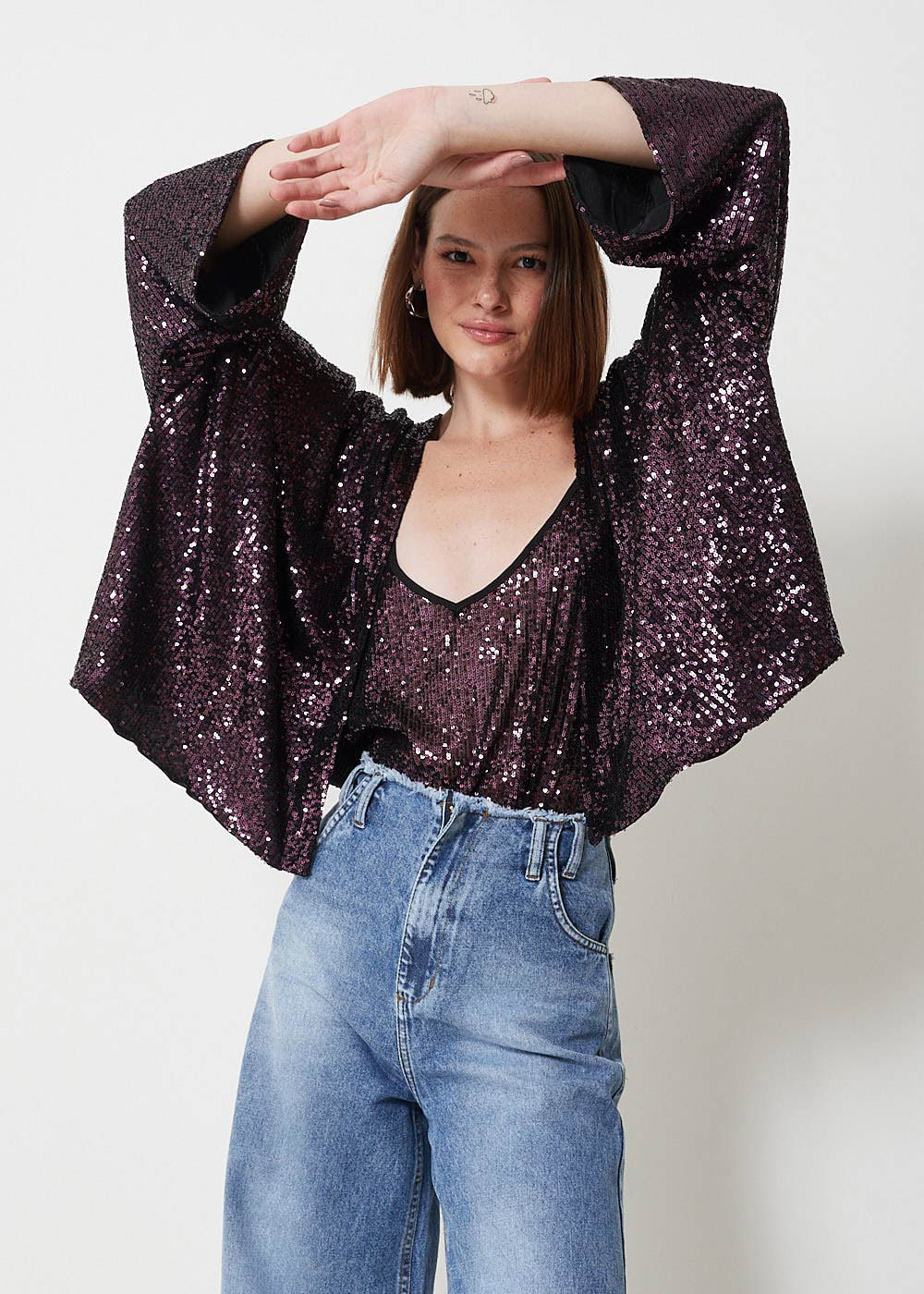 61.30.3002AMT KIMONO ABERTO PAETÊ