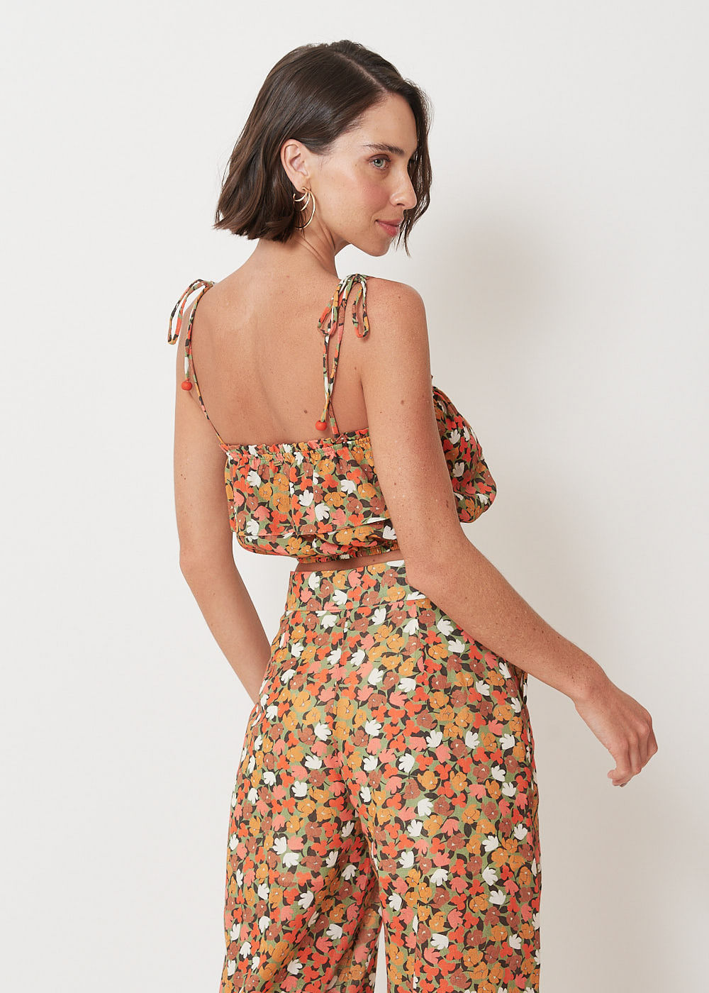 59.60.3012EST TOP CROPPED BABADO ESTAMPA LIBERTY COLOR