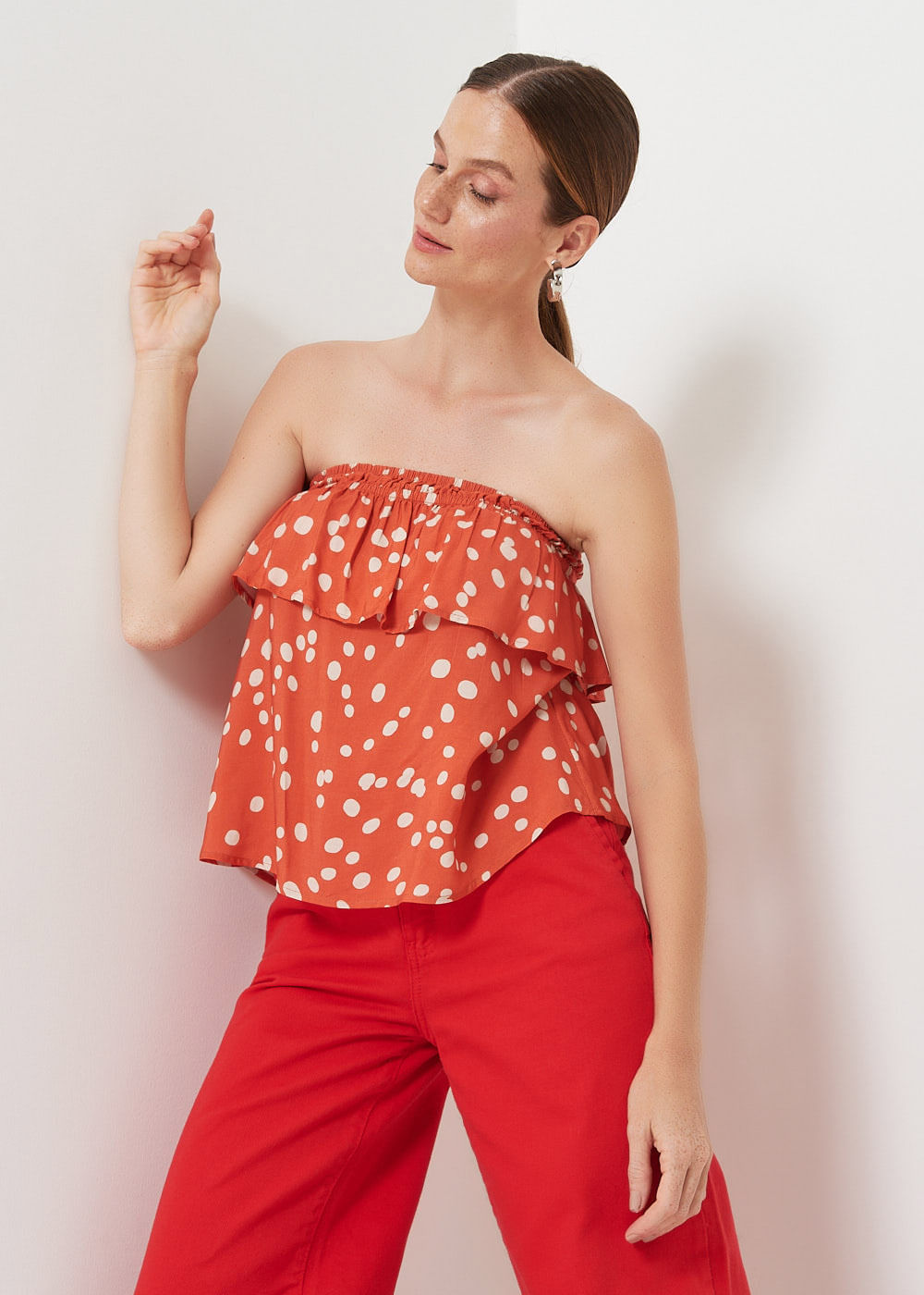 58.20.3020EST BLUSA  SEM ALÇA ESTAMPA POÁ IRREGULAR