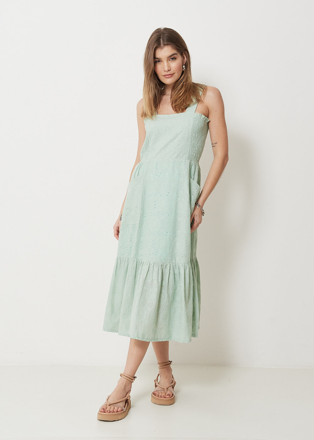 53.11.3022MEN VESTIDO MIDI REGATA LAISE