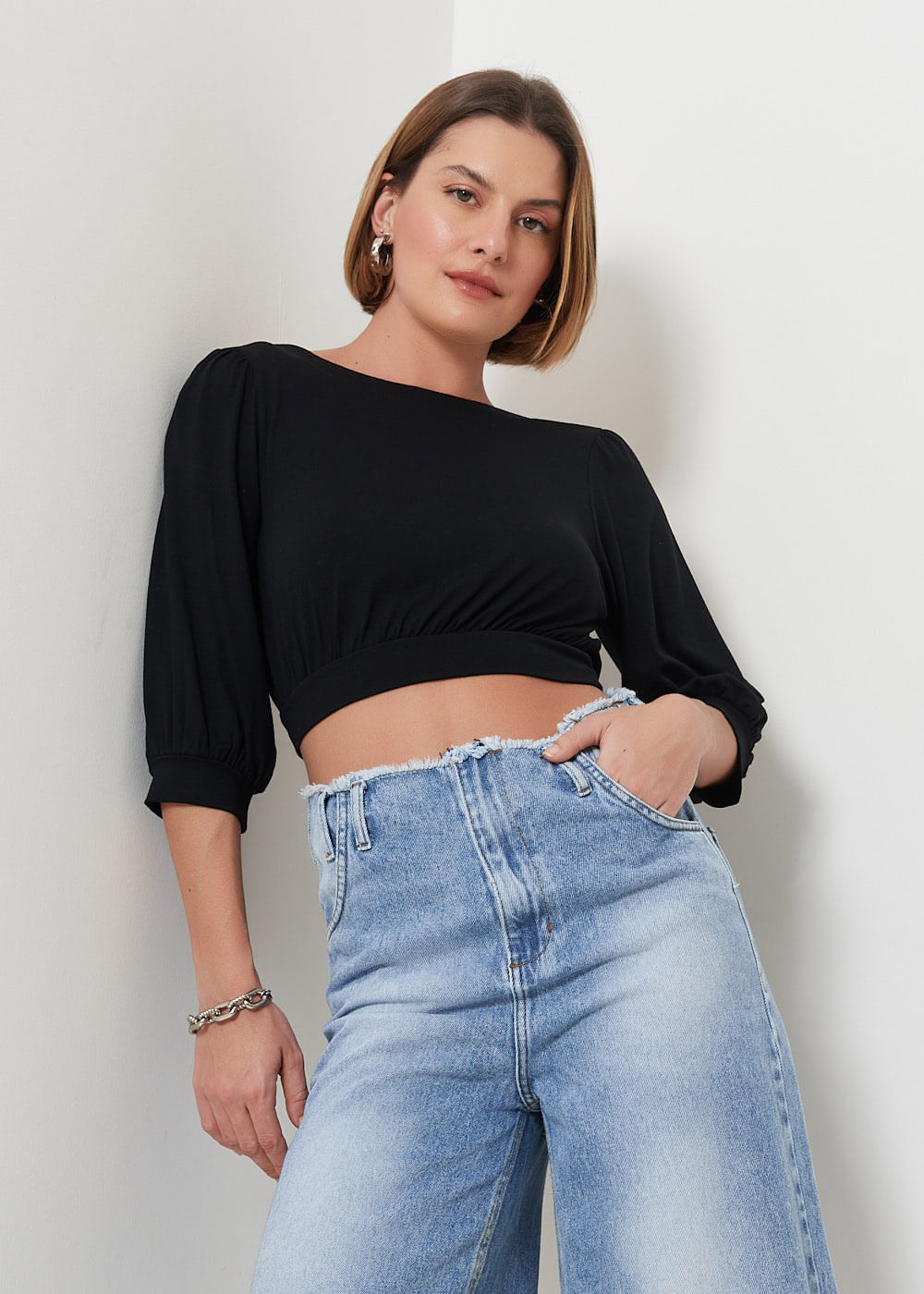 69.60.3004PTO BLUSA CROPPED MALHA DECOTE COSTAS