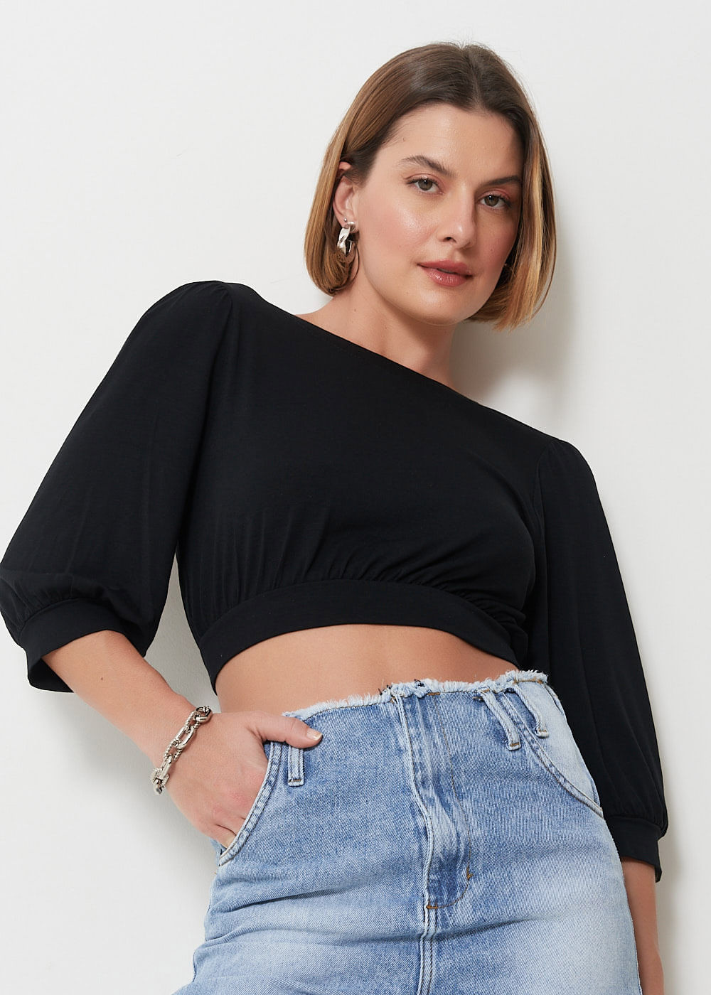 69.60.3004PTO BLUSA CROPPED MALHA DECOTE COSTAS