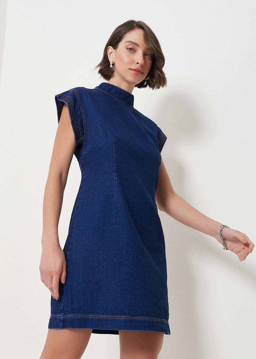 13.10.3003AMA VESTIDO CURTO JEANS MUSCLE