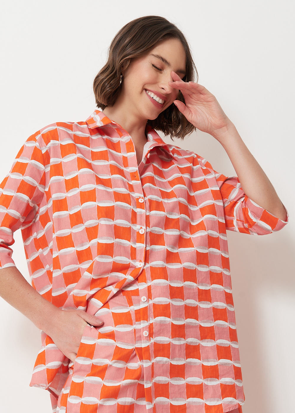 57.20.3019EST CAMISA MANGA CURTA ESTAMPA GEOMÉTRICO AQUARELADO