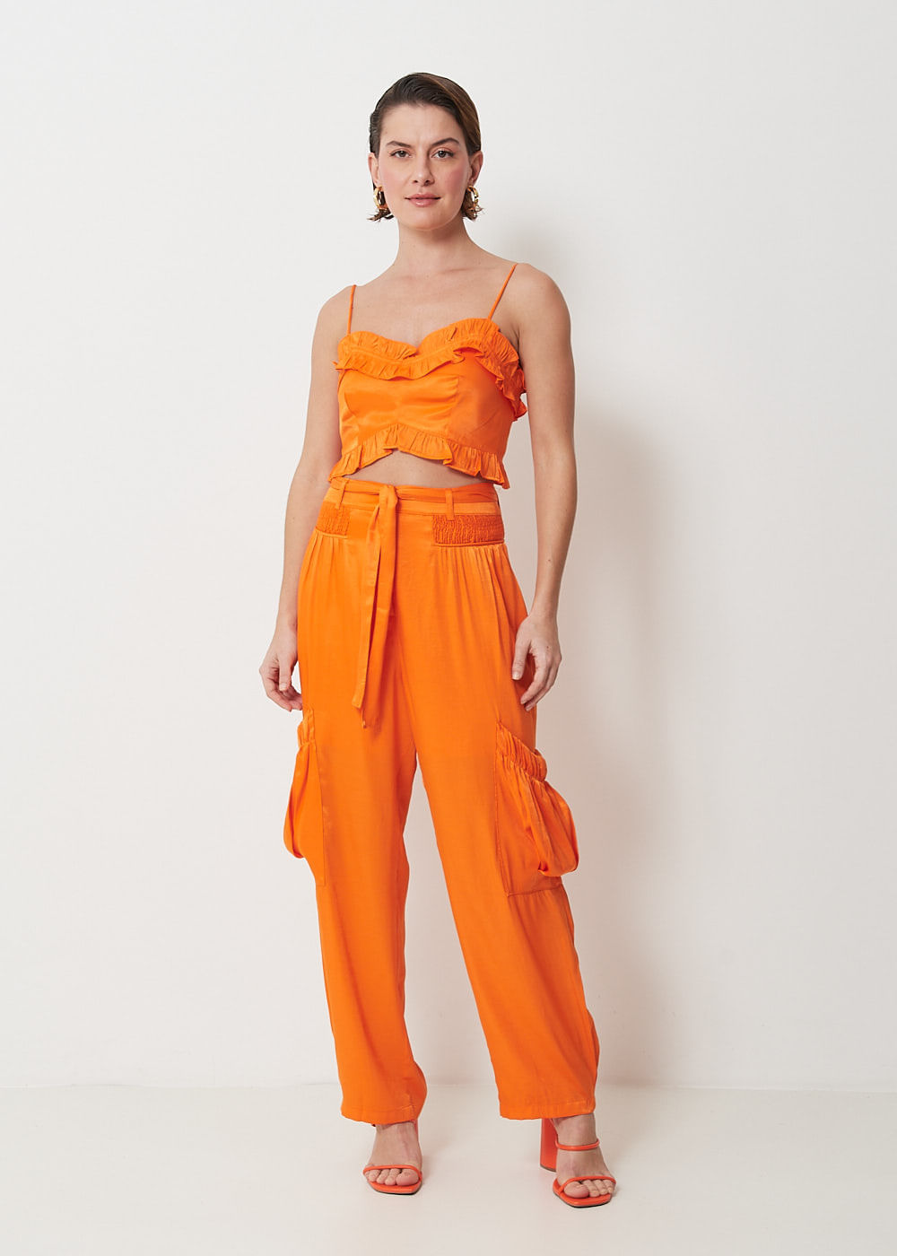 52.10.3019PAP CALÇA RETA ACETINADA BOLSO CARGO