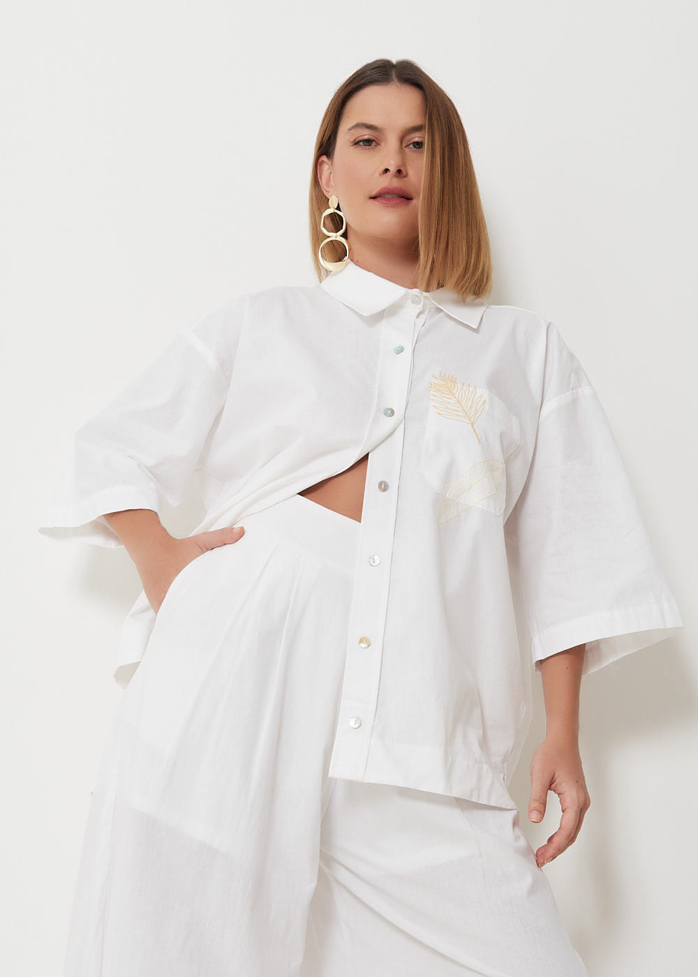 55.70.3002OFW CAMISA MANGA 7/8 COM BORDADO