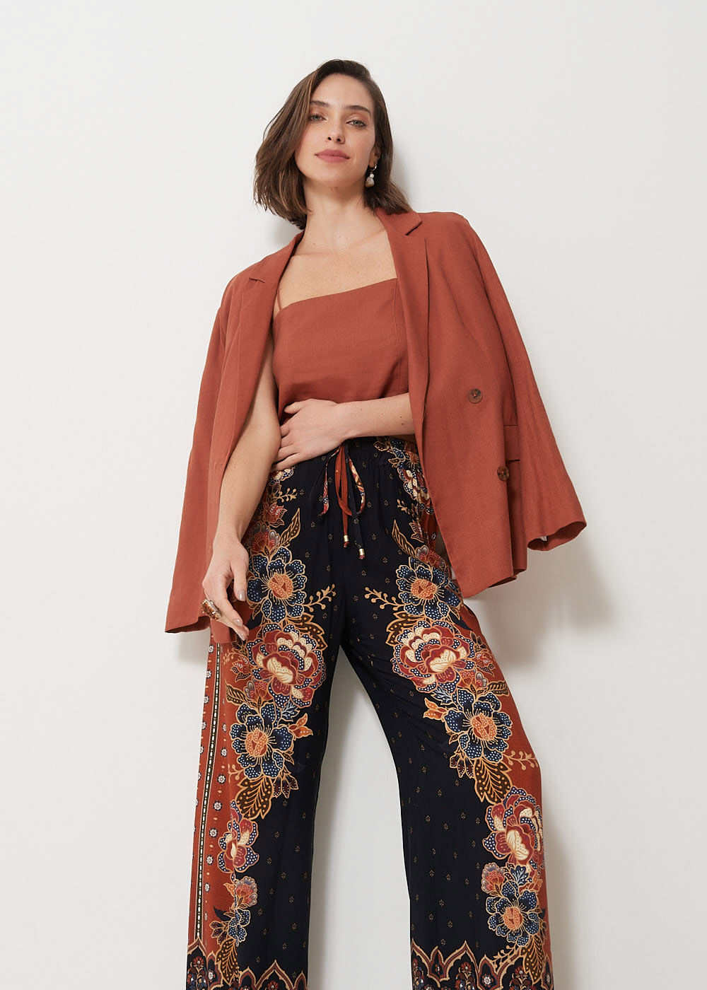 52.23.3118EST CALÇA PANTALONA ESTAMPA BOHO FLOWERS