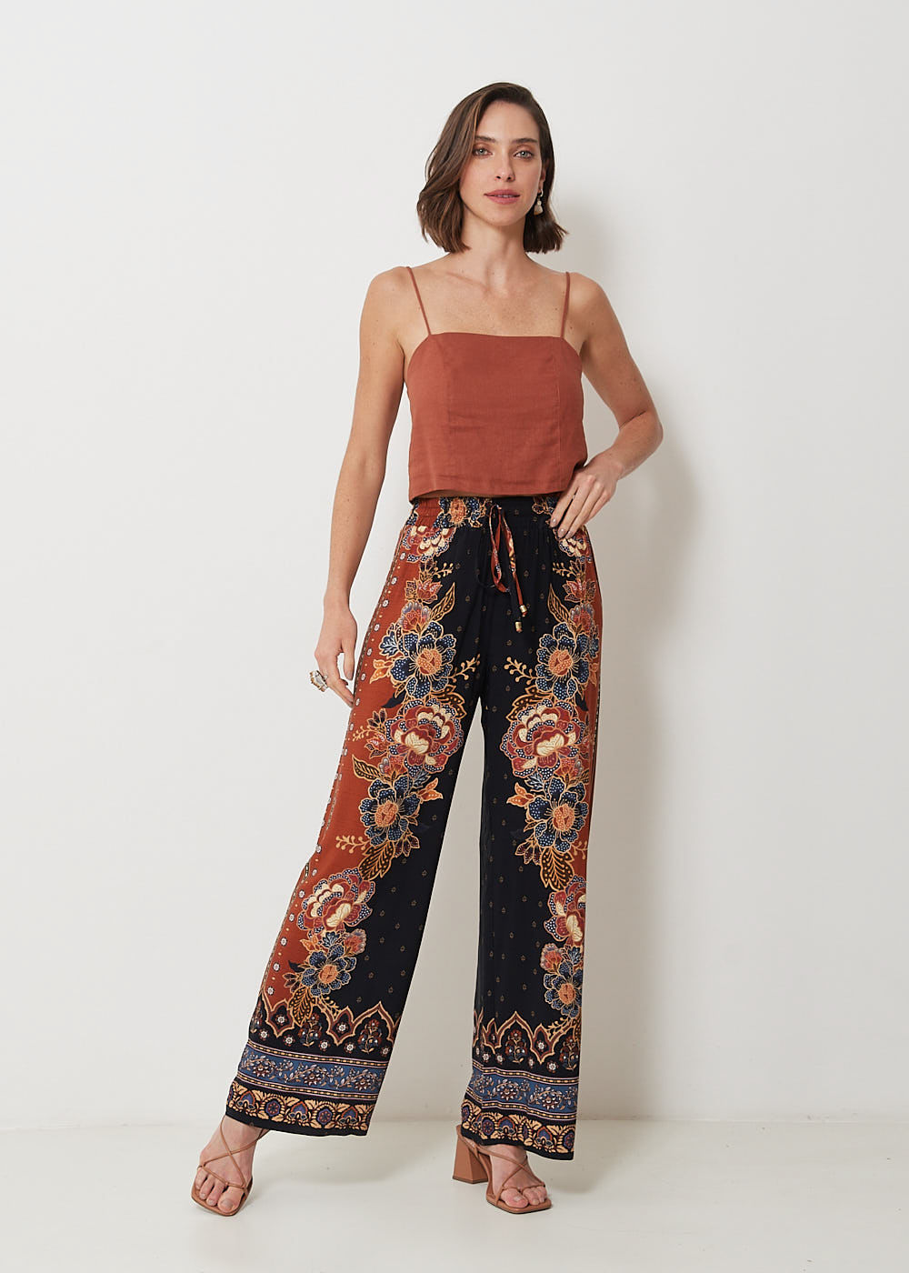 52.23.3118EST CALÇA PANTALONA ESTAMPA BOHO FLOWERS