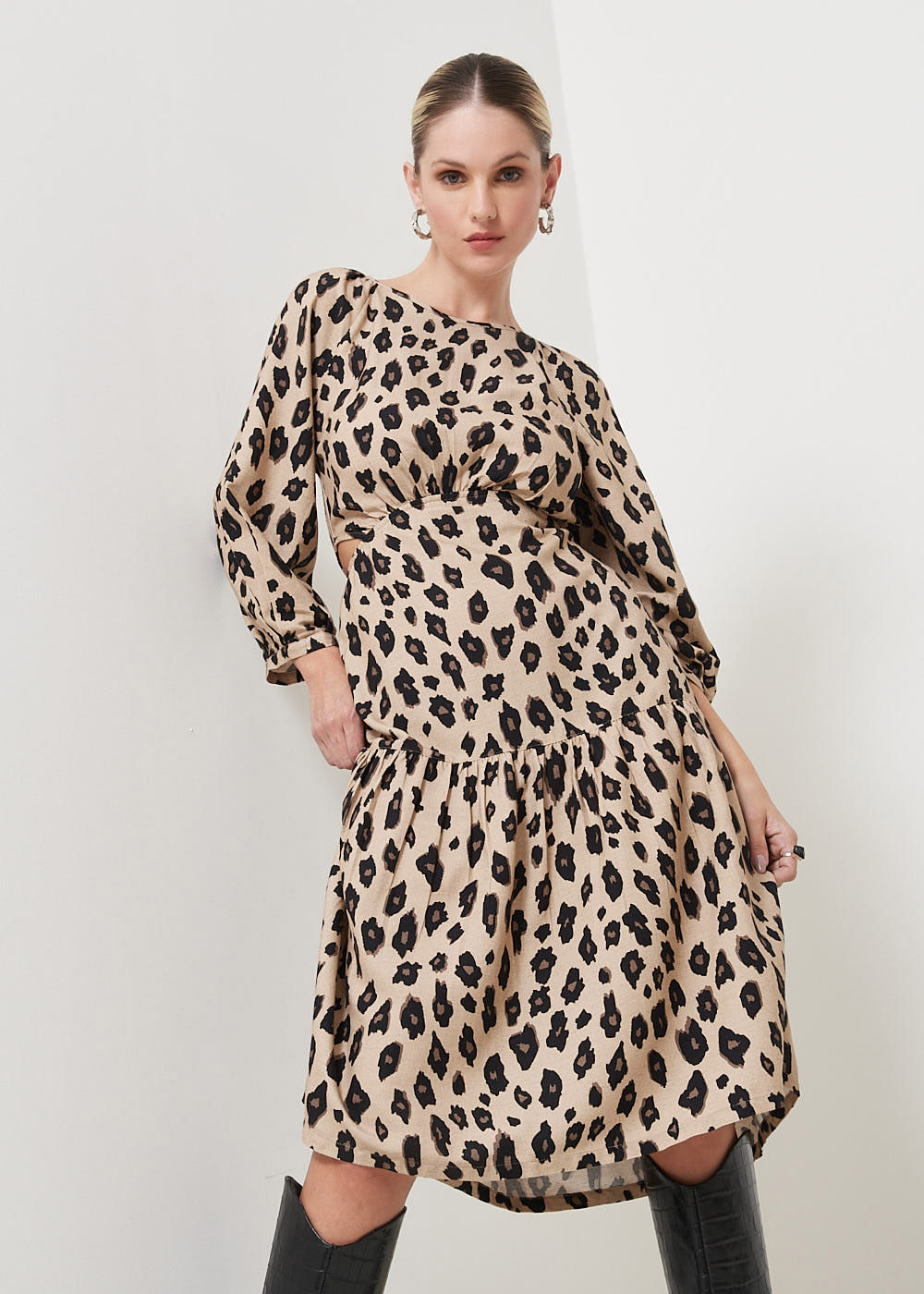 53.22.3116EST VESTIDO MIDI ESTAMPA LEOPARD
