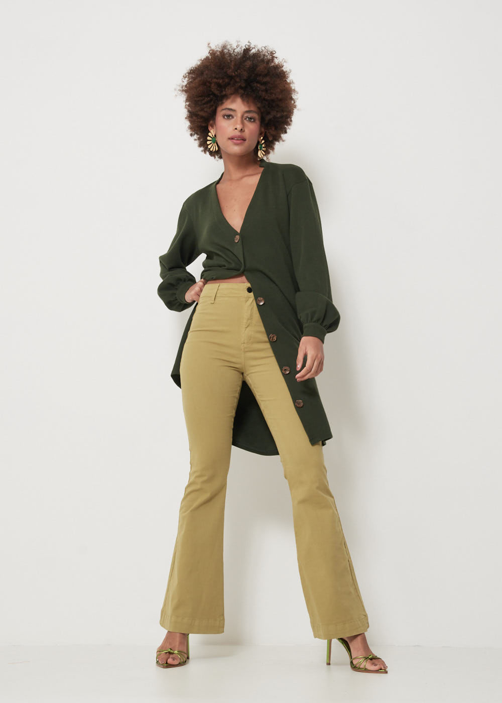 12.72.3101MIL CALÇA SARJA FLARE BÁSICA