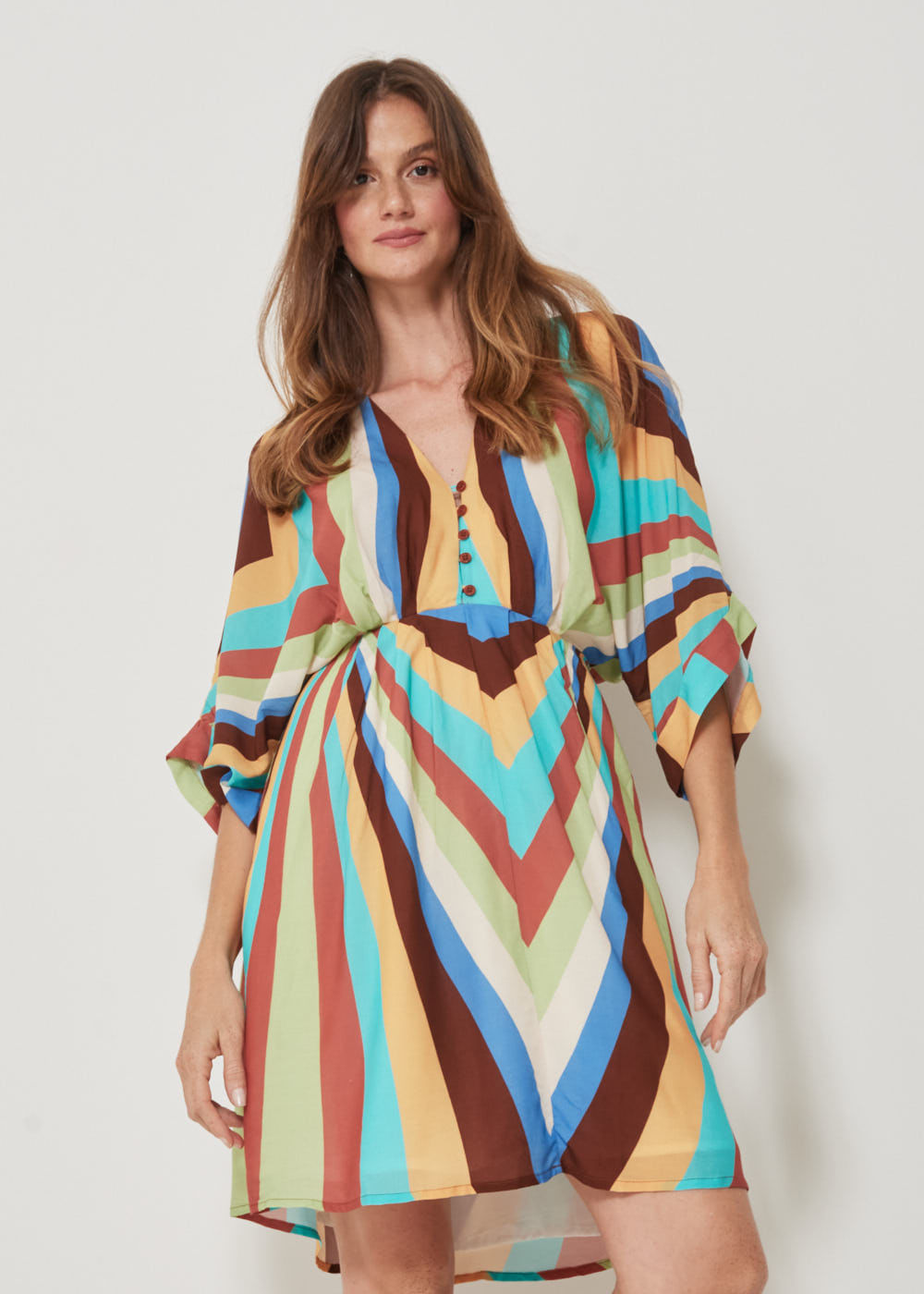 53.22.3211EST VESTIDO DECOTE V ESTAMPA  RAINBOW