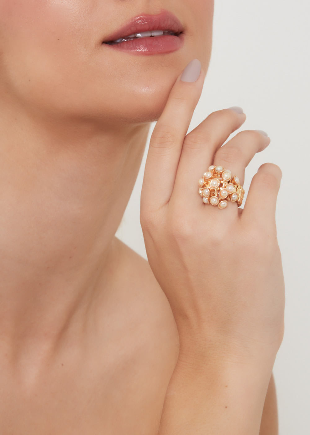 75.20.3203DOU ANEL DOURADO PÉROLAS