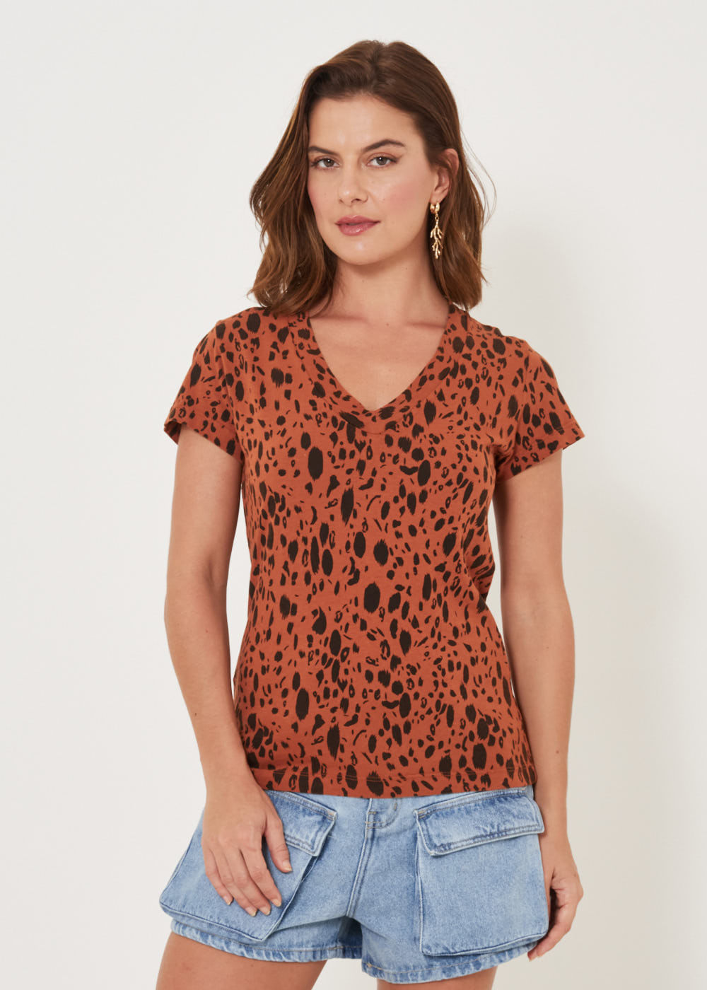 67.20.3202EST T-SHIRT DECOTE V ESTAMPA TIGER