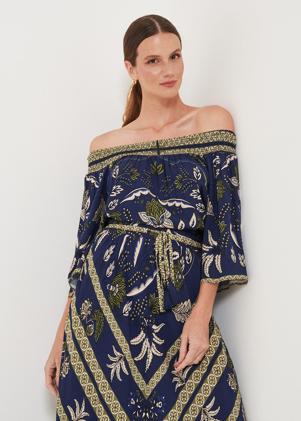 56.20.3202EST BLUSA OMBRO A OMBRO ESTAMPA BLOOMING SUMMER