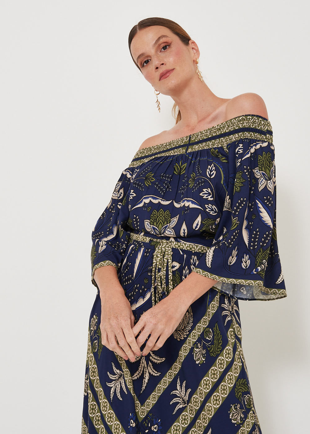 56.20.3202EST BLUSA OMBRO A OMBRO ESTAMPA BLOOMING SUMMER