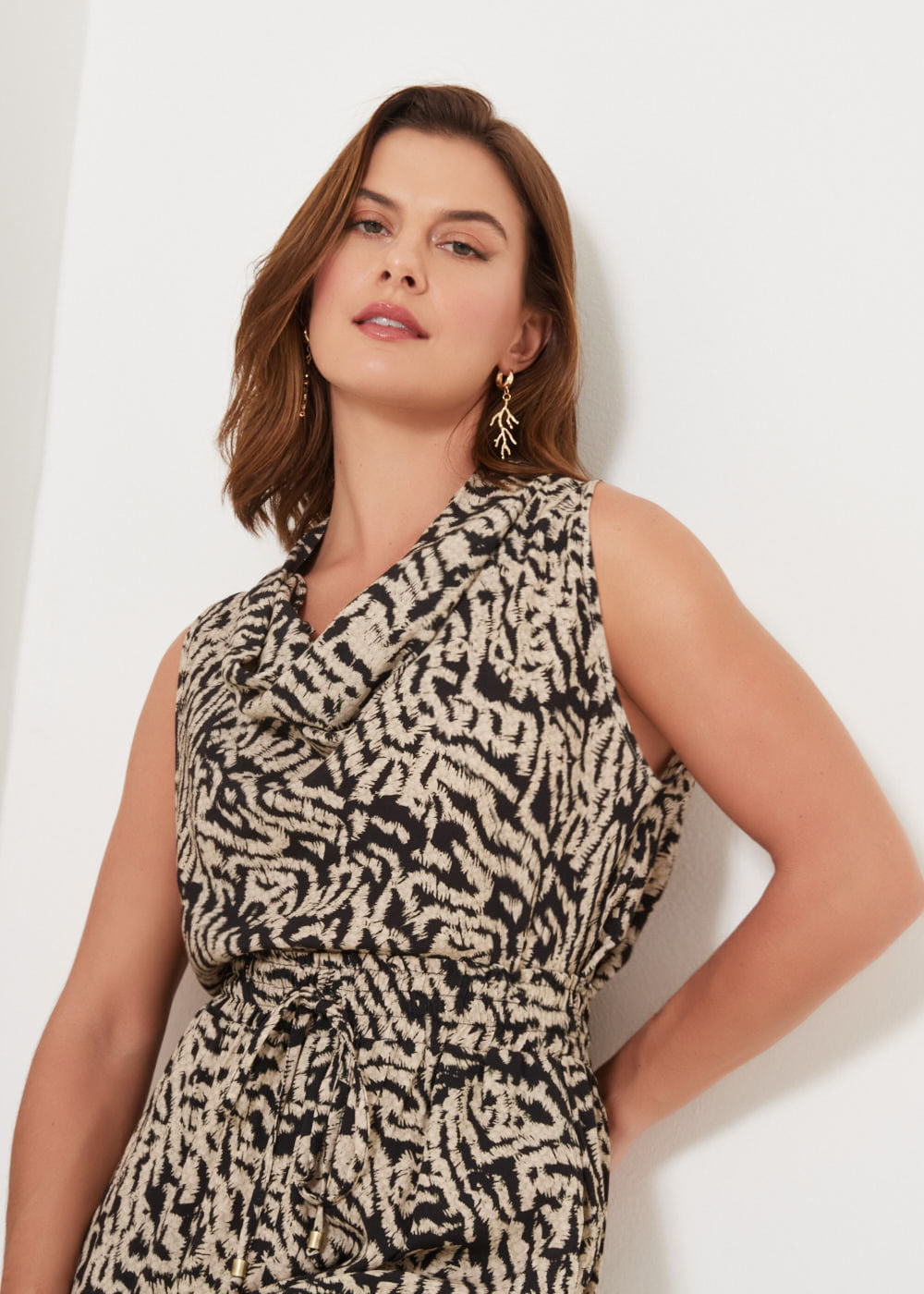 58.20.3216EST REGATA DECOTE DEGAGÊ ESTAMPA WILD FOREST