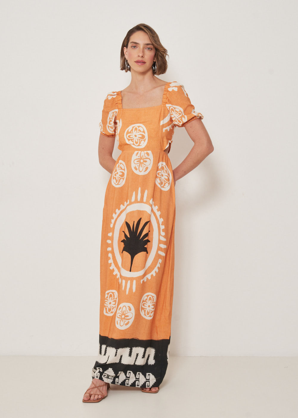 53.50.7010EST VESTIDO LONGO DECOTE QUADRADO ESTAMPA ÉTNICA