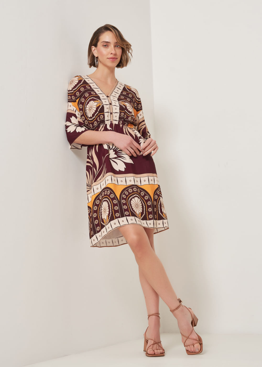 53.22.3208EST VESTIDO DECOTE V ESTAMPA TROPICAL GARDEN