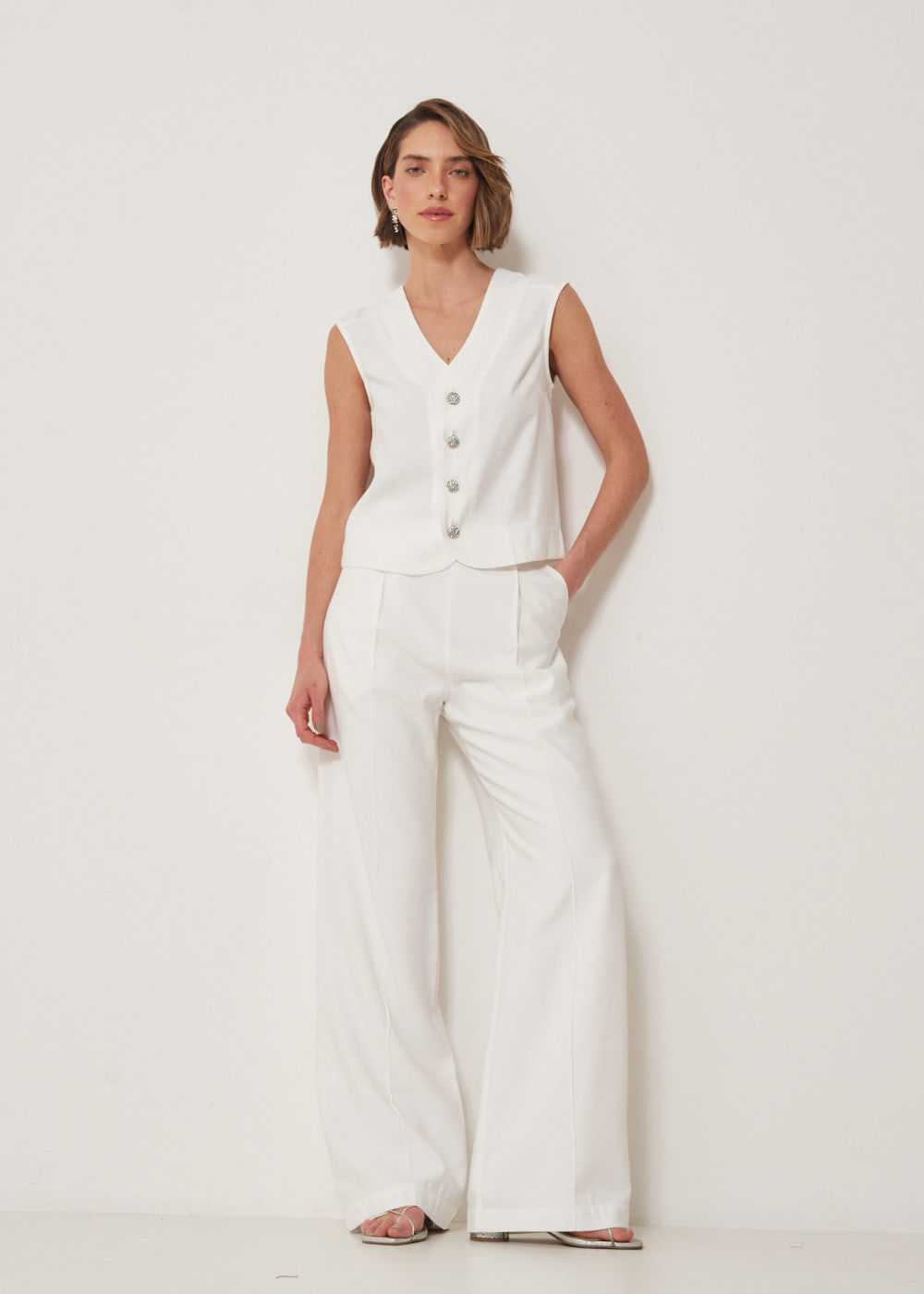 22.23.3206OFW CALÇA PANTALONA ALFAIATARIA PREGAS FRONTAIS