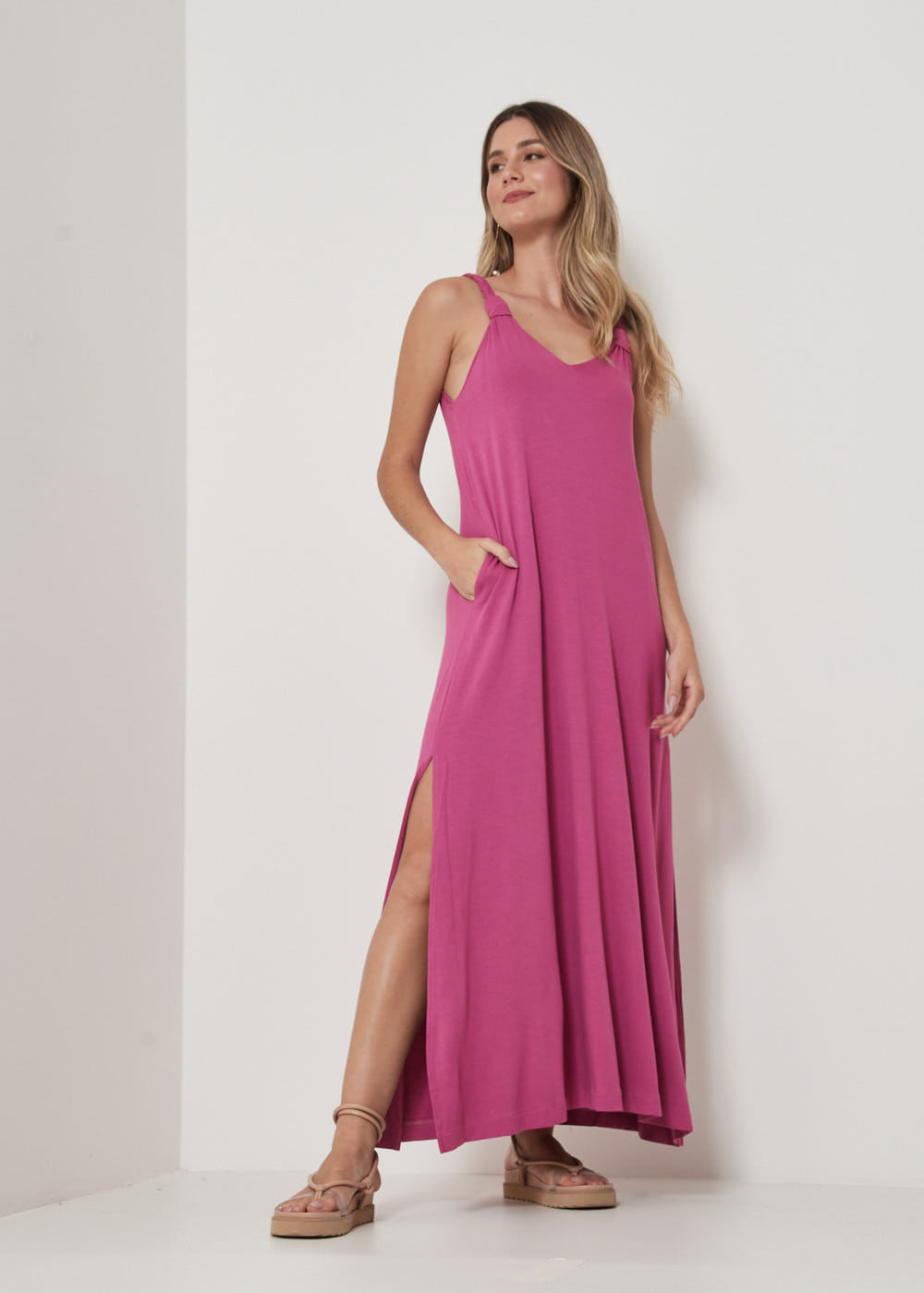 63.40.3208MTL VESTIDO LONGO MALHA TRANÇAS