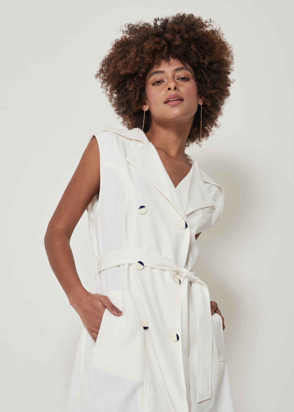 53.11.3208OFW VESTIDO UTILITARIO CURTO S/ MANGA