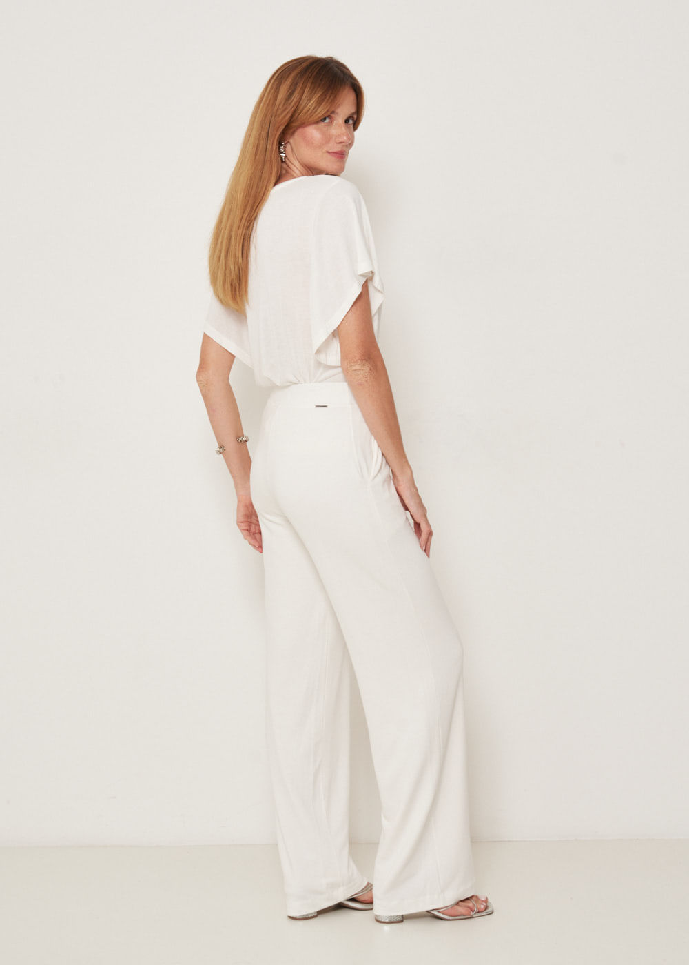 62.30.3208OFW CALÇA MALHA WIDE LEG BOLSO FACA
