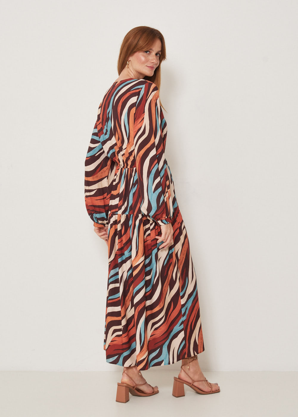 53.50.3307EST VESTIDO LONGUETE M/L DECOTE V ESTAMPA COLOR ZEBRA