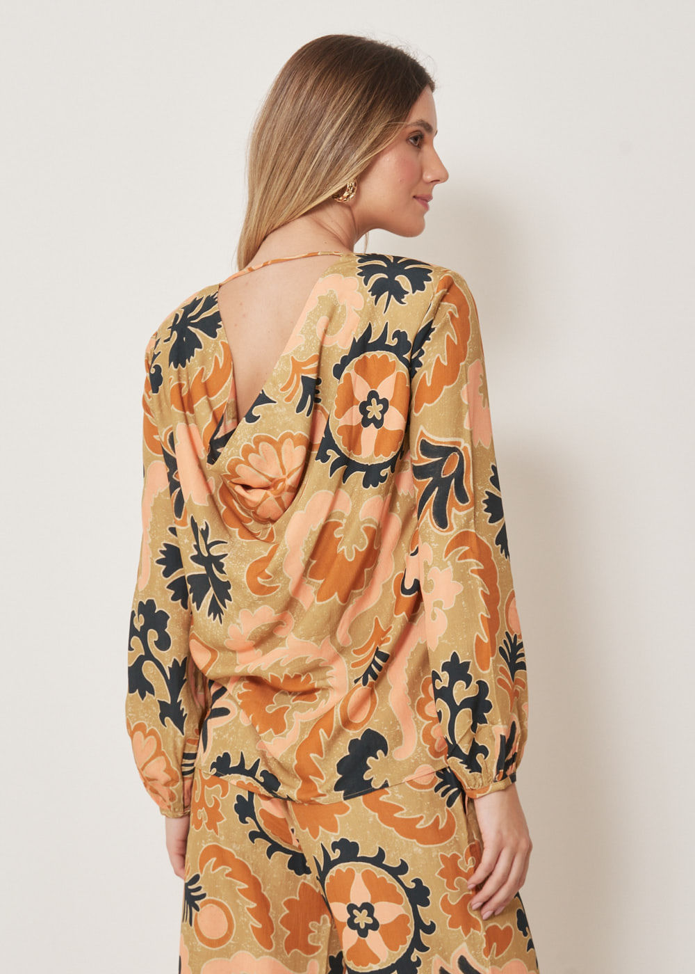 56.20.3301EST BLUSA MG LONGA PREGAS ESTAMPA MANDALA
