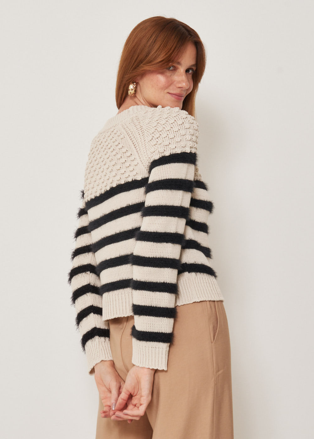46.40.3304LIS BLUSA TRICOT MG LONGA TEXTURA BOLINHA
