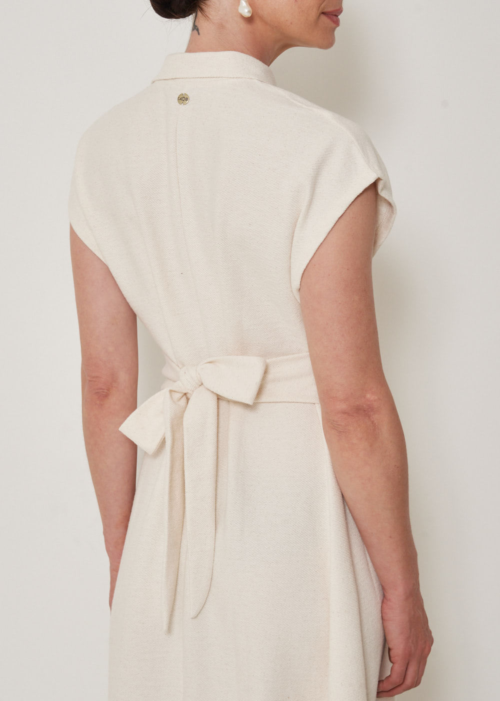 63.12.3301CRU VESTIDO MIDI AMARRAÇÃO