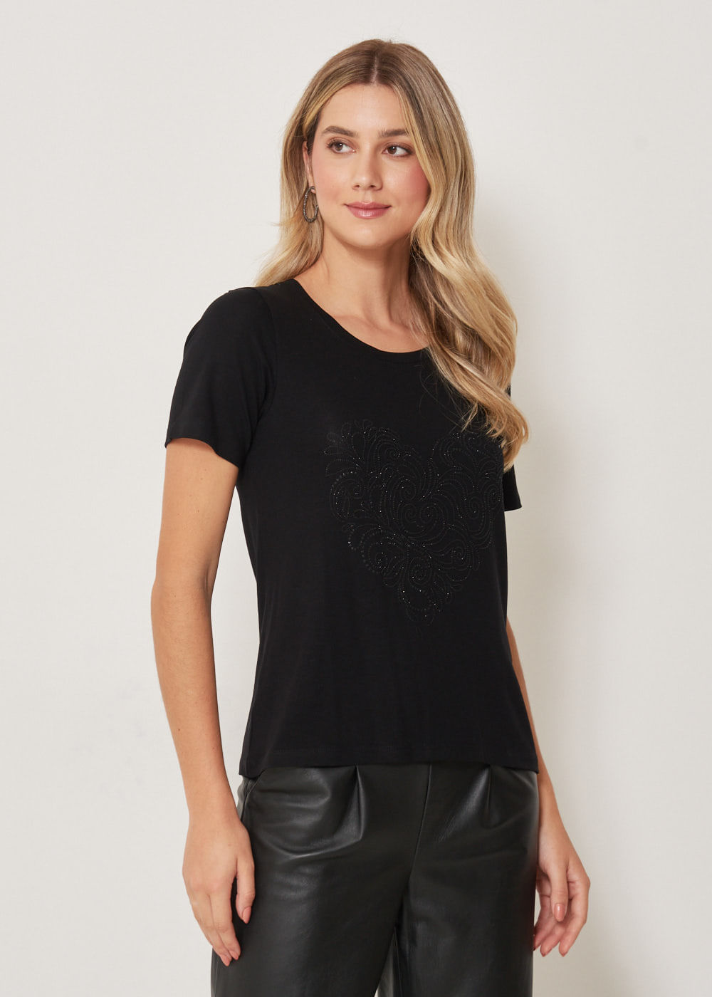 67.43.3309PTO T-SHIRT MALHA M/C APLICAÇÃO CORAÇÃO