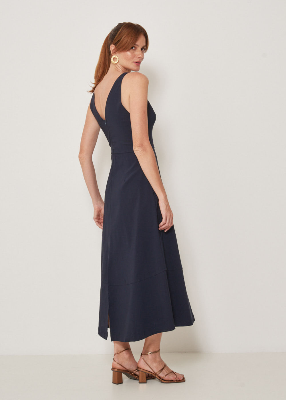 23.10.3302MAR VESTIDO MIDI RECORTES