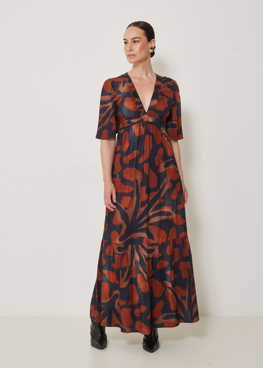 53.50.3303EST VESTIDO LONGUETE ESTAMPA JUNGLE