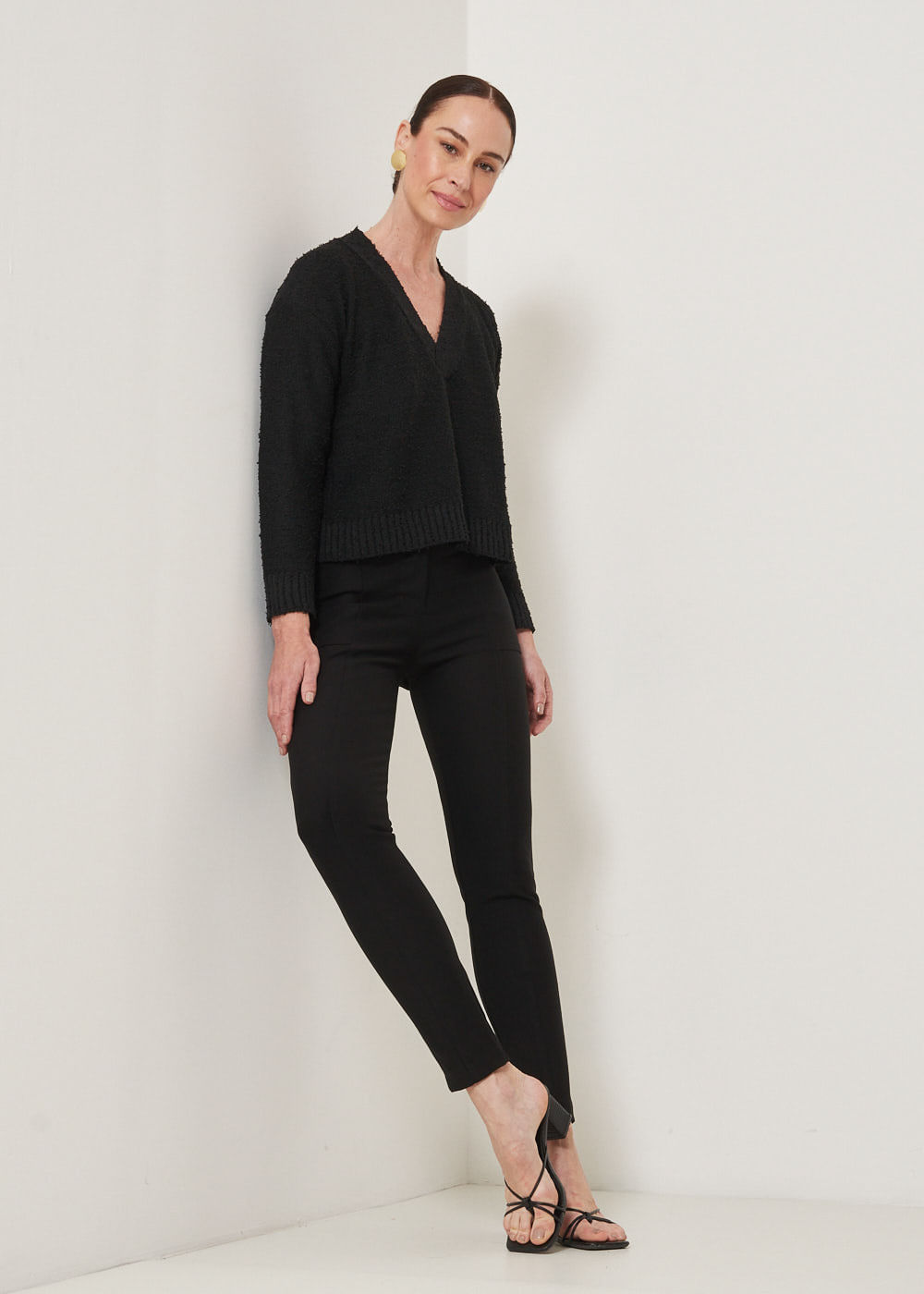 62.20.3301PTO CALÇA LEGGING EM MALHA COM BOLSOS