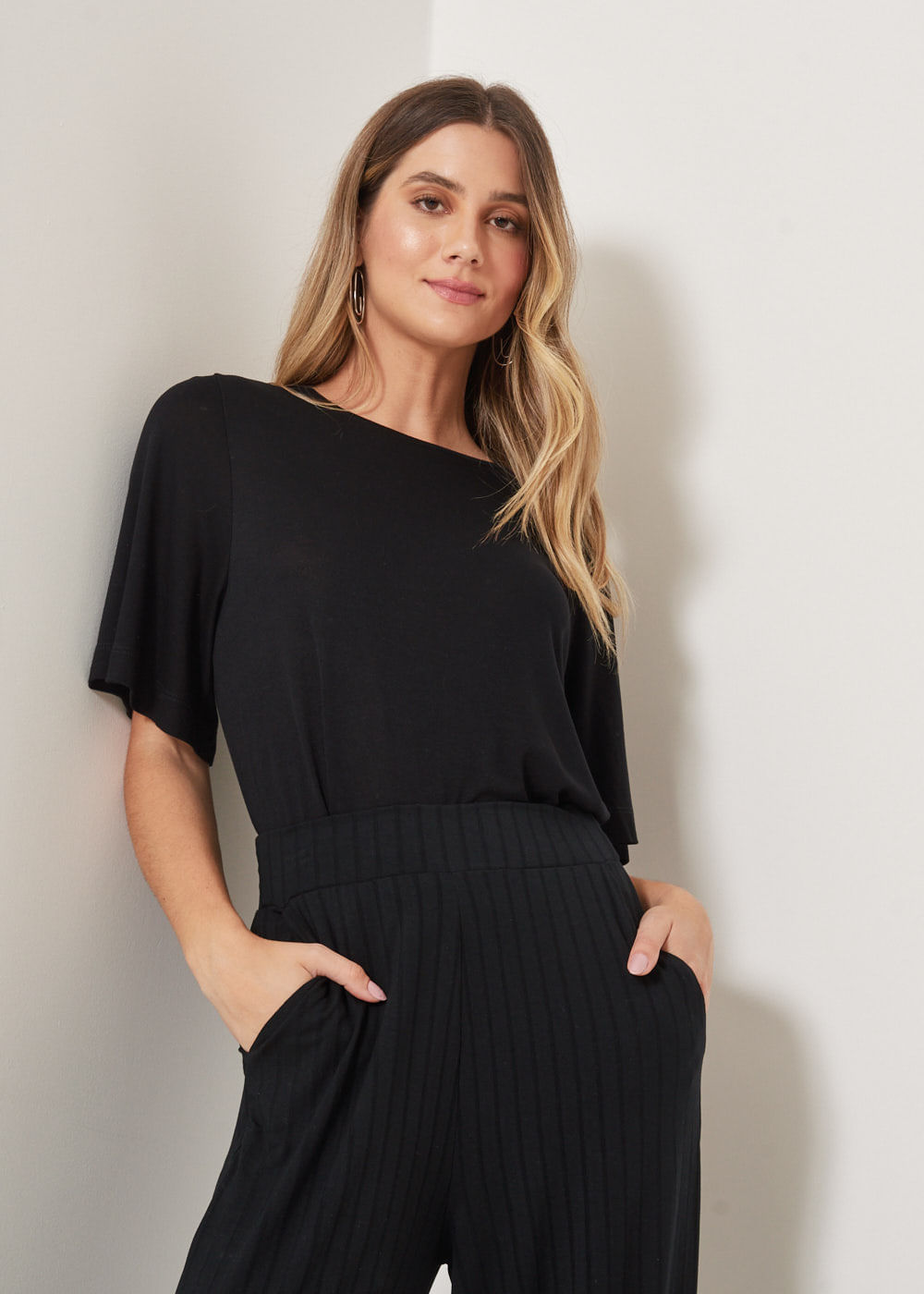 67.40.3303PTO BLUSA MALHA M/C DECOTE CARECA