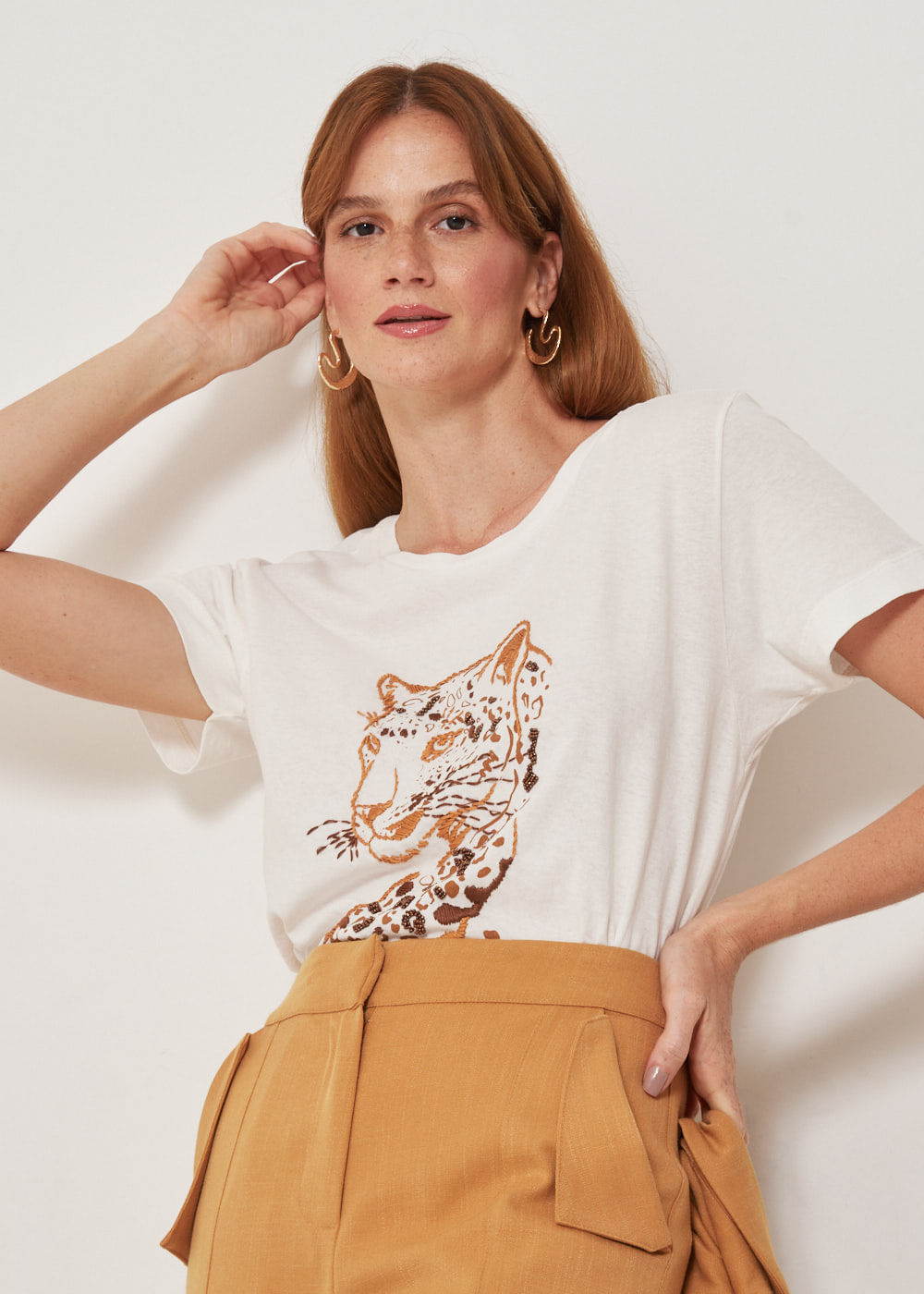 67.41.3301OFW T-SHIRT MALHA BORDADO ONÇA