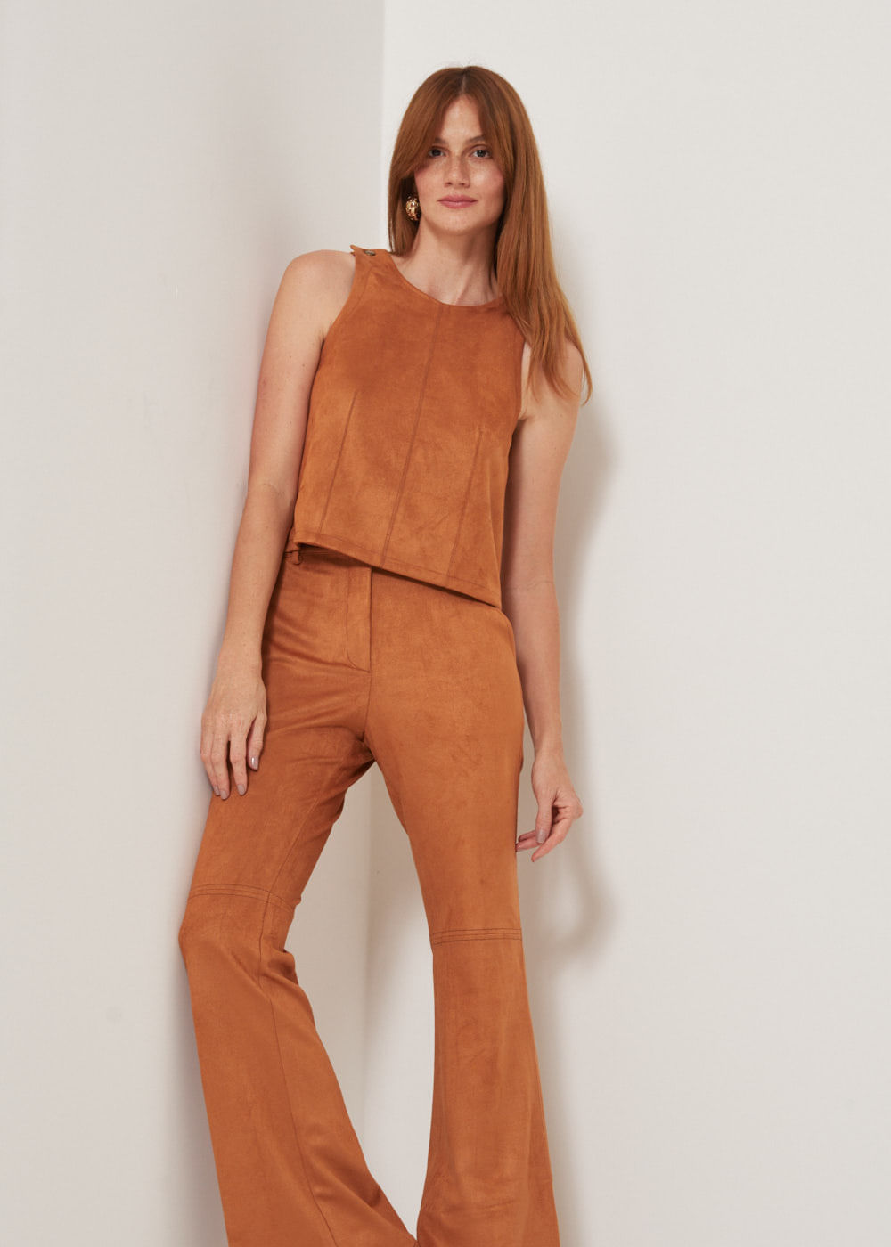32.20.3305CVO CALÇA FLARE SUEDE