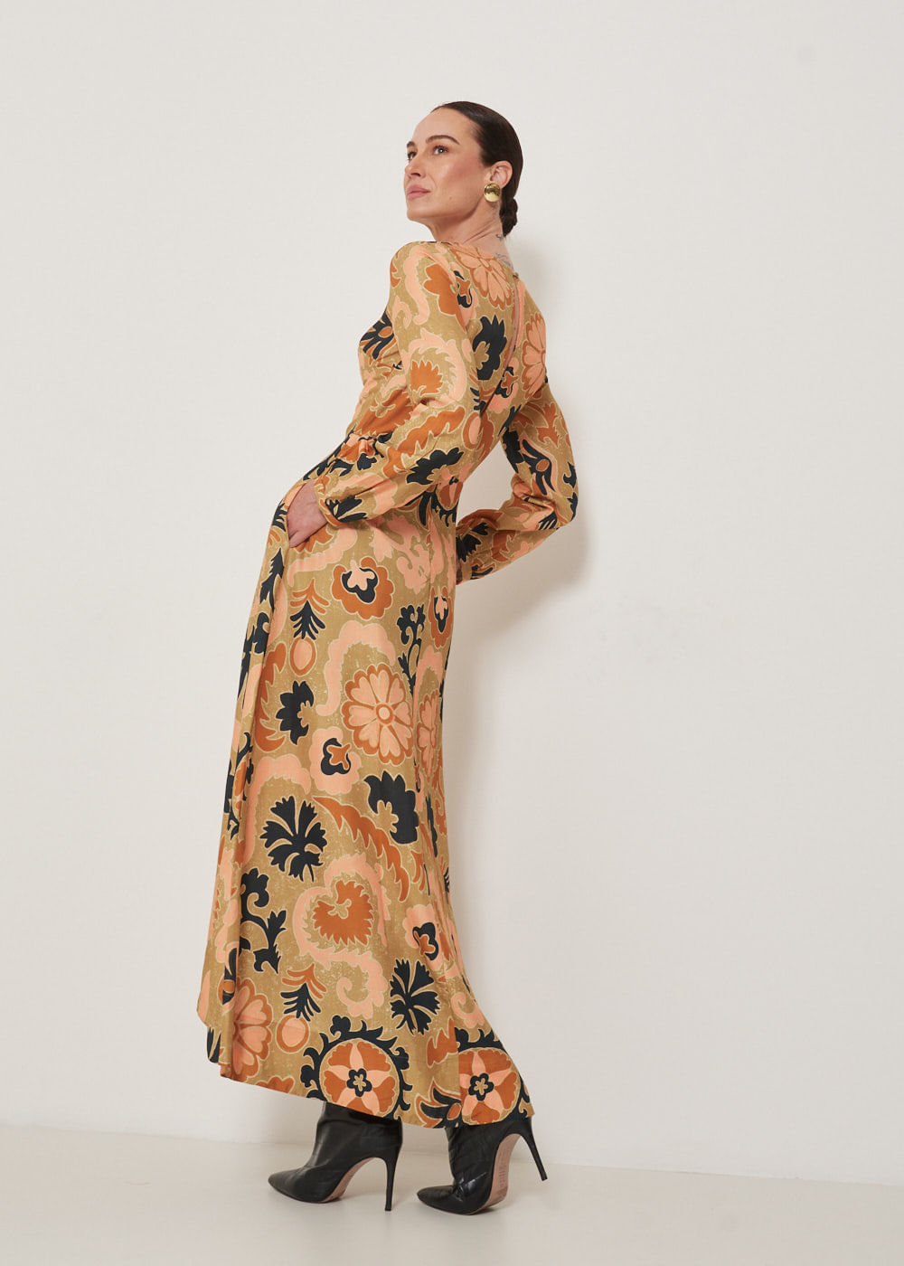 53.23.3303EST VESTIDO MIDI FENDA ESTAMPA MANDALA