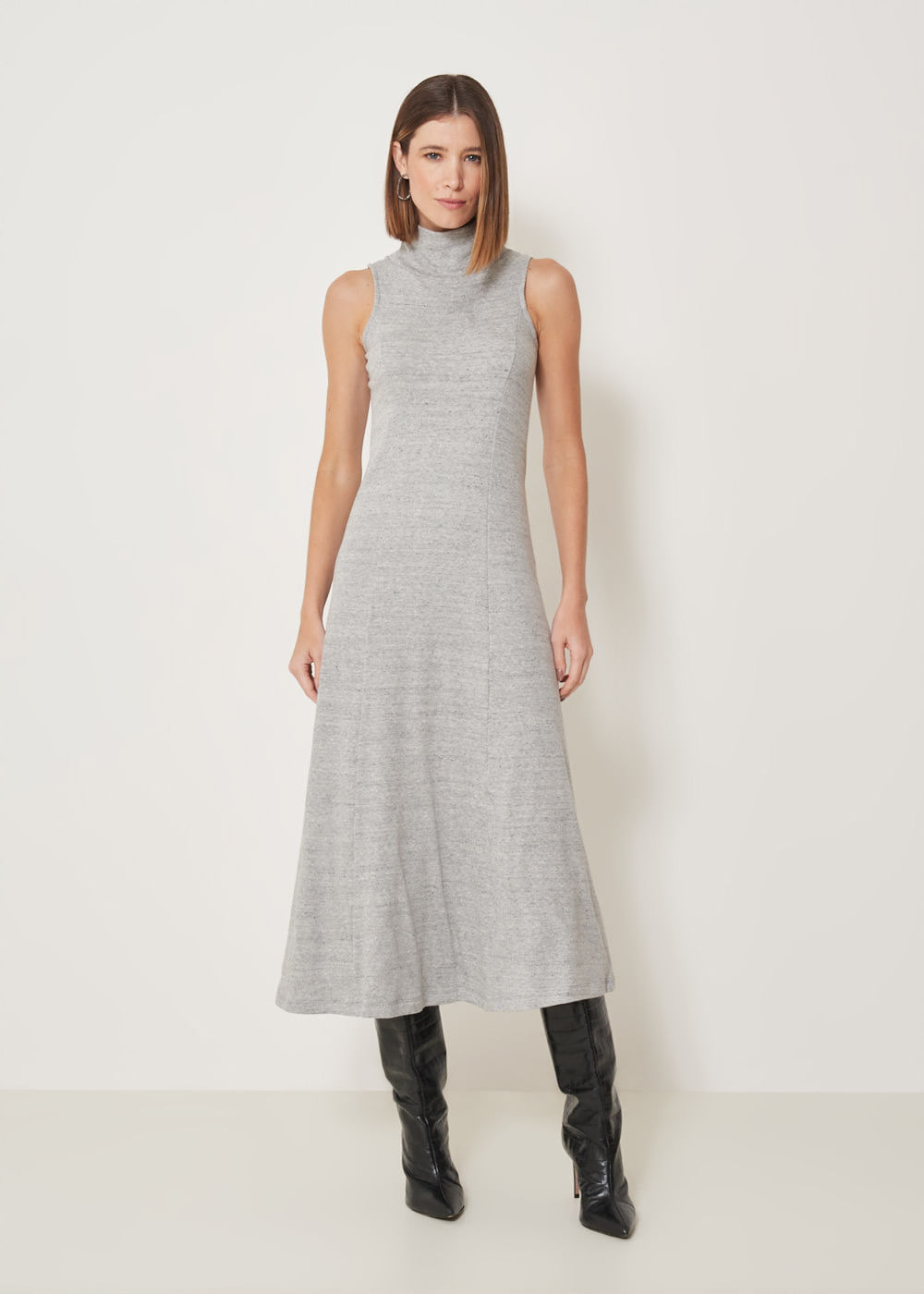 63.11.3304MCE VESTIDO MIDI GOLA ALTA