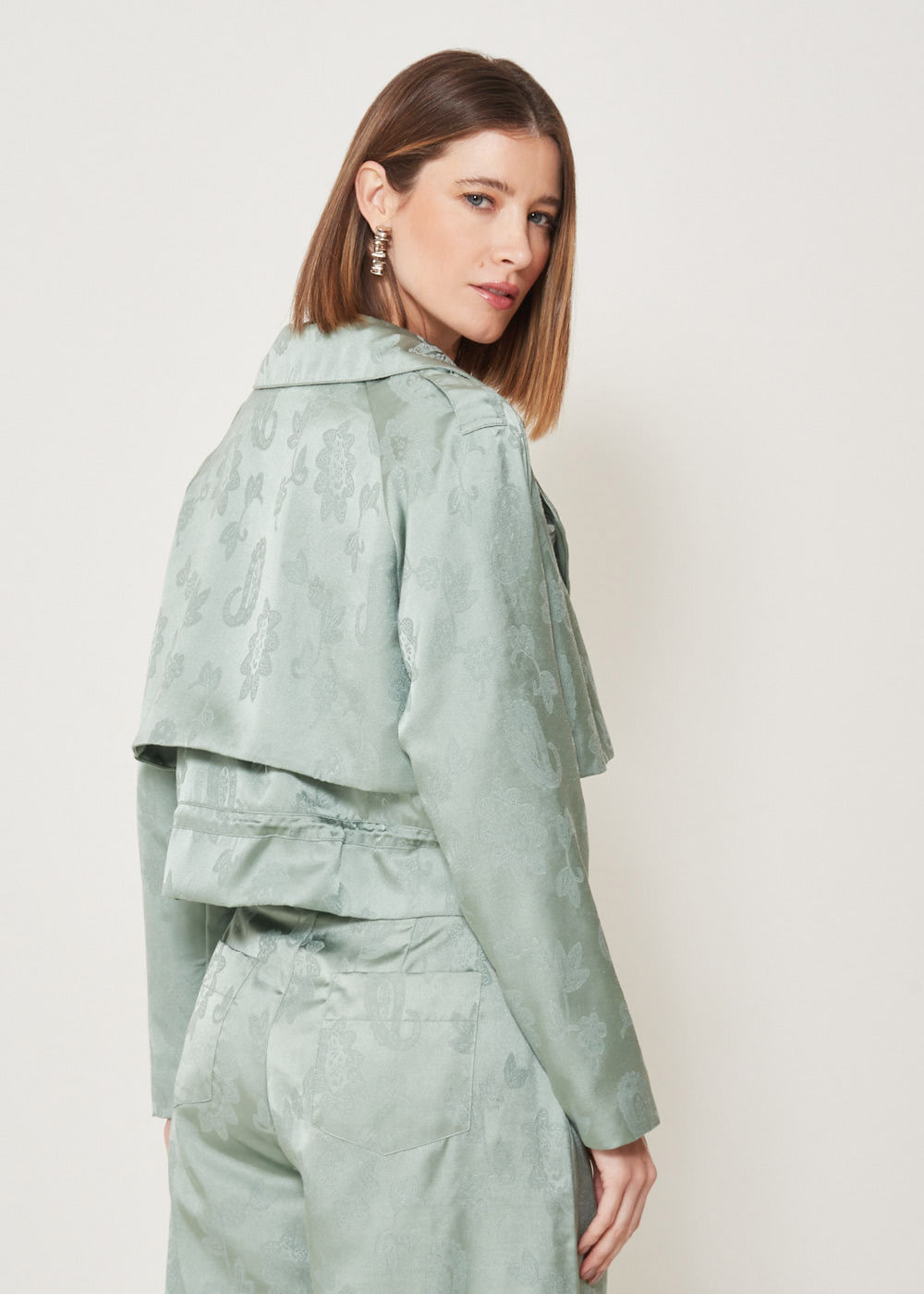 21.30.3314SLV JAQUETA PERFECTO JACQUARD