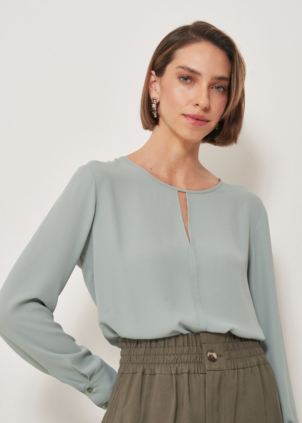 56.40.3310SLV BLUSA CHIFFON M/L DETALHE VAZADO