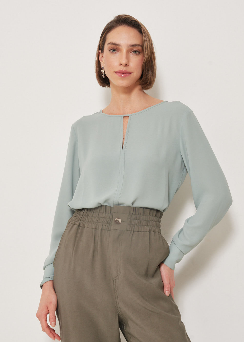 56.40.3310SLV BLUSA CHIFFON M/L DETALHE VAZADO